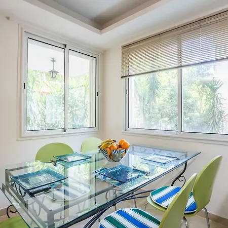 2 Bdrm Flat With 260m2 Garden-congress/beaches By Weekome Cannes