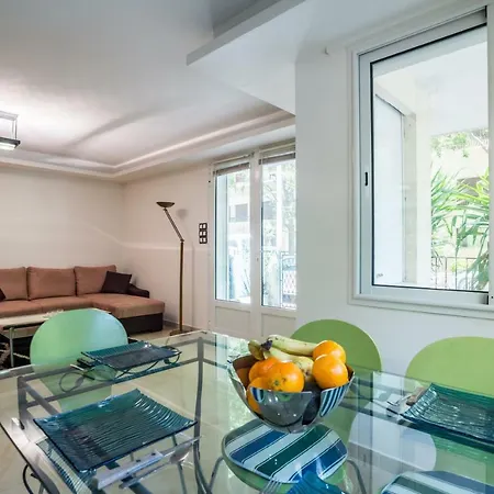 Lejlighed 2 Bdrm Flat With 260m2 Garden-congress/beaches By Weekome *